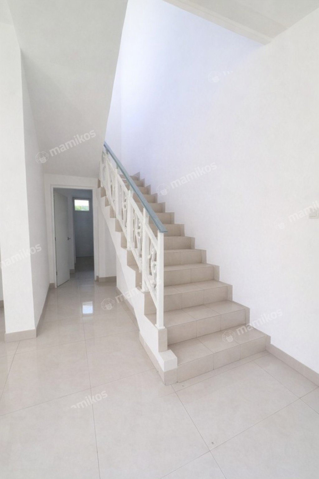 Rumah Sertifikat SHM 4 Kamar Tidur 3 Kamar Mandi Jakarta Garden City Jakarta Timur - Photo 5