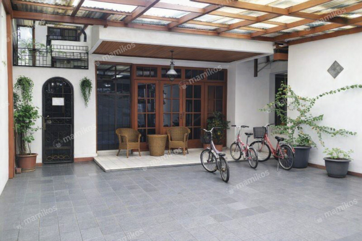 Rumah Sertifikat SHM 3 Kamar Tidur 3 Kamar Mandi Grogol Jakarta Barat
