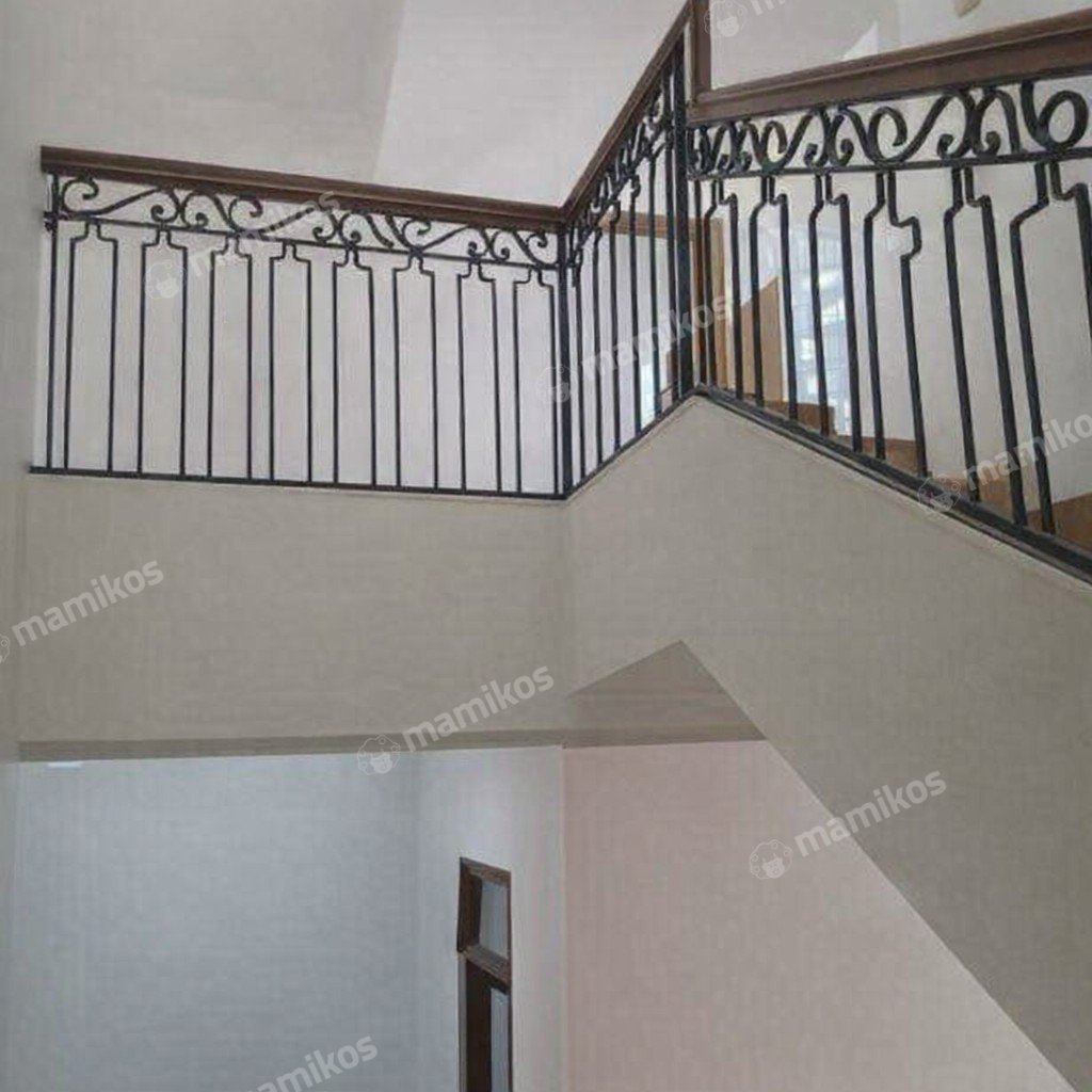 Rumah Sertifikat SHM 4 Kamar Tidur 2 Kamar Mandi Taman Surya Jakarta Barat - Photo 2