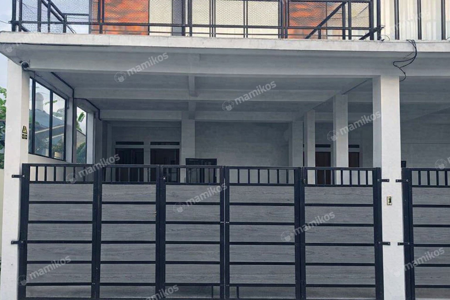 Rumah Sertifikat SHM 4 Kamar Tidur 3 Kamar Mandi Cirendeu Jakarta Selatan