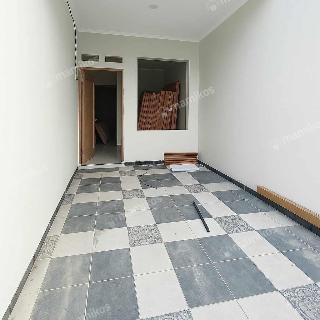 Rumah Sertifikat SHM 3 Kamar Tidur 3 Kamar Mandi Taman Ratu Jakarta Barat - Photo 2