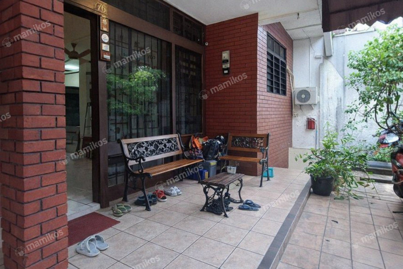Rumah Sertifikat SHM 4 Kamar Tidur 3 Kamar Mandi Cilandak Jakarta Selatan