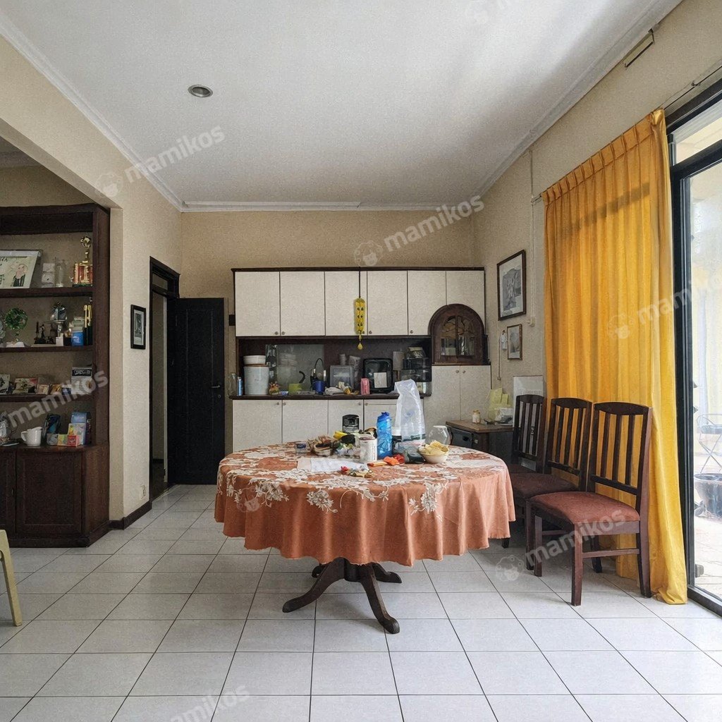 Rumah Sertifikat SHM 7 Kamar Tidur 4 Kamar Mandi Kebayoran Baru Jakarta Selatan - Photo 4