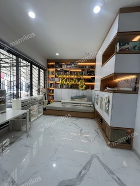 Rumah Sertifikat SHM 3 Kamar Tidur 3 Kamar Mandi Green Lake City Jakarta Barat - Photo 2