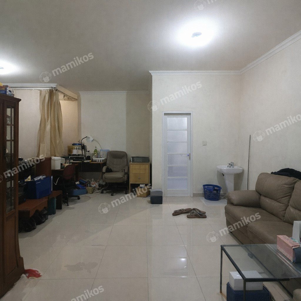 Rumah Sertifikat SHM 4 Kamar Tidur 3 Kamar Mandi Taman Cosmos Jakarta Barat - Photo 3