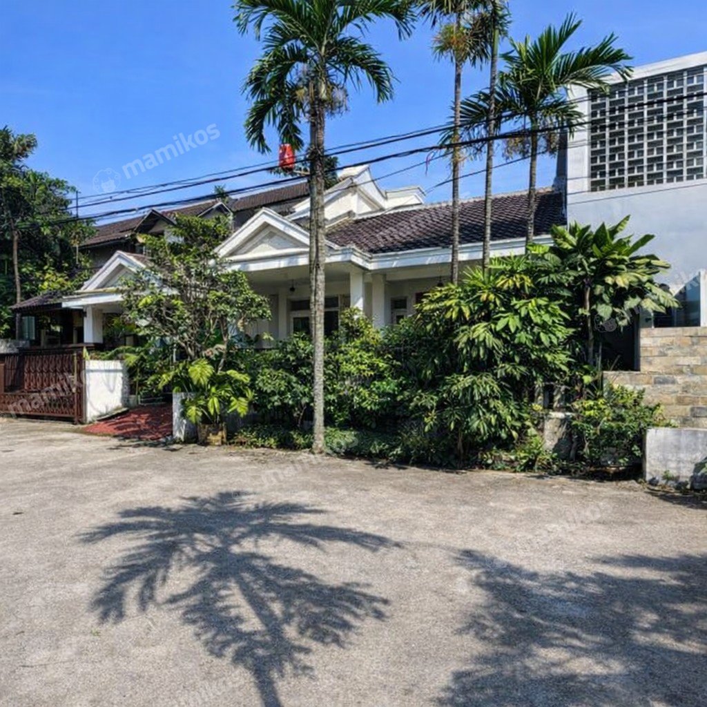 Rumah 3 Kamar Tidur 2 Kamar Mandi 2 Lantai Cinere Jakarta Selatan - Photo 2