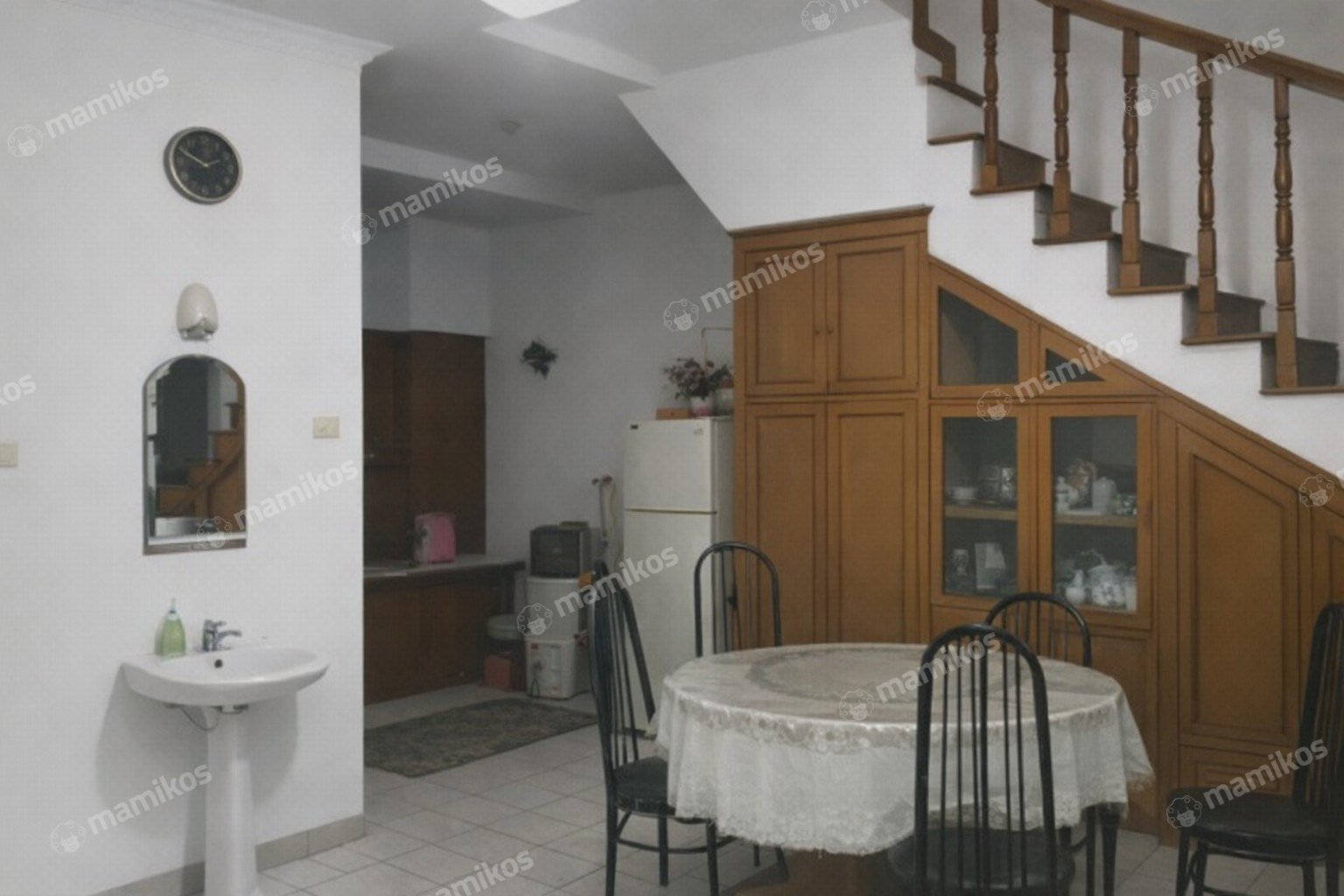 Rumah Sertifikat SHM 4 Kamar Tidur 2 Kamar Mandi Kampung Ambon Jakarta Timur - Photo 5