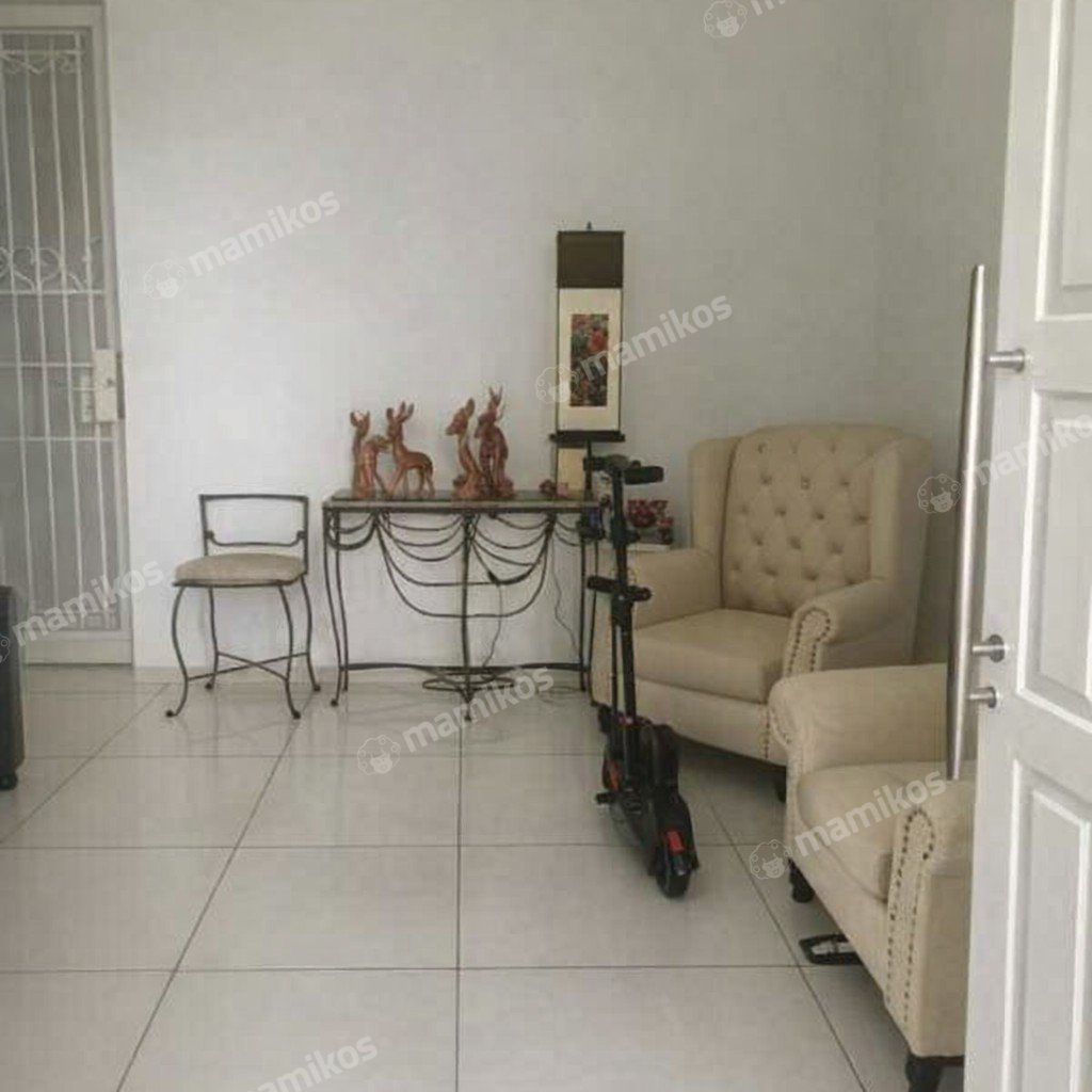 Rumah Sertifikat SHM 4 Kamar Tidur 4 Kamar Mandi Pantai Indah Kapuk Jakarta Utara - Photo 2