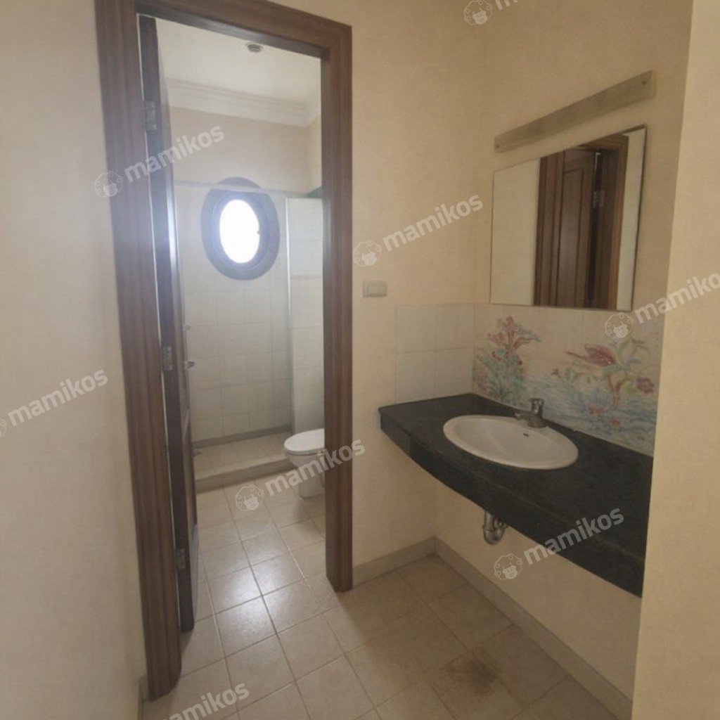 Rumah Sertifikat SHM 7 Kamar Tidur 6 Kamar Mandi Kelapa Gading Jakarta Utara - Photo 4