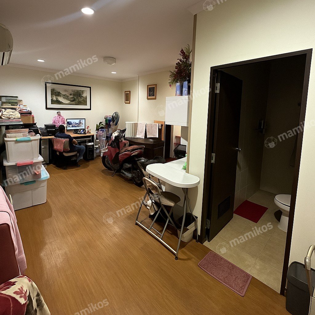 Rumah Sertifikat SHM 4 Kamar Tidur 3 Kamar Mandi Daan Mogot Jakarta Barat - Photo 2