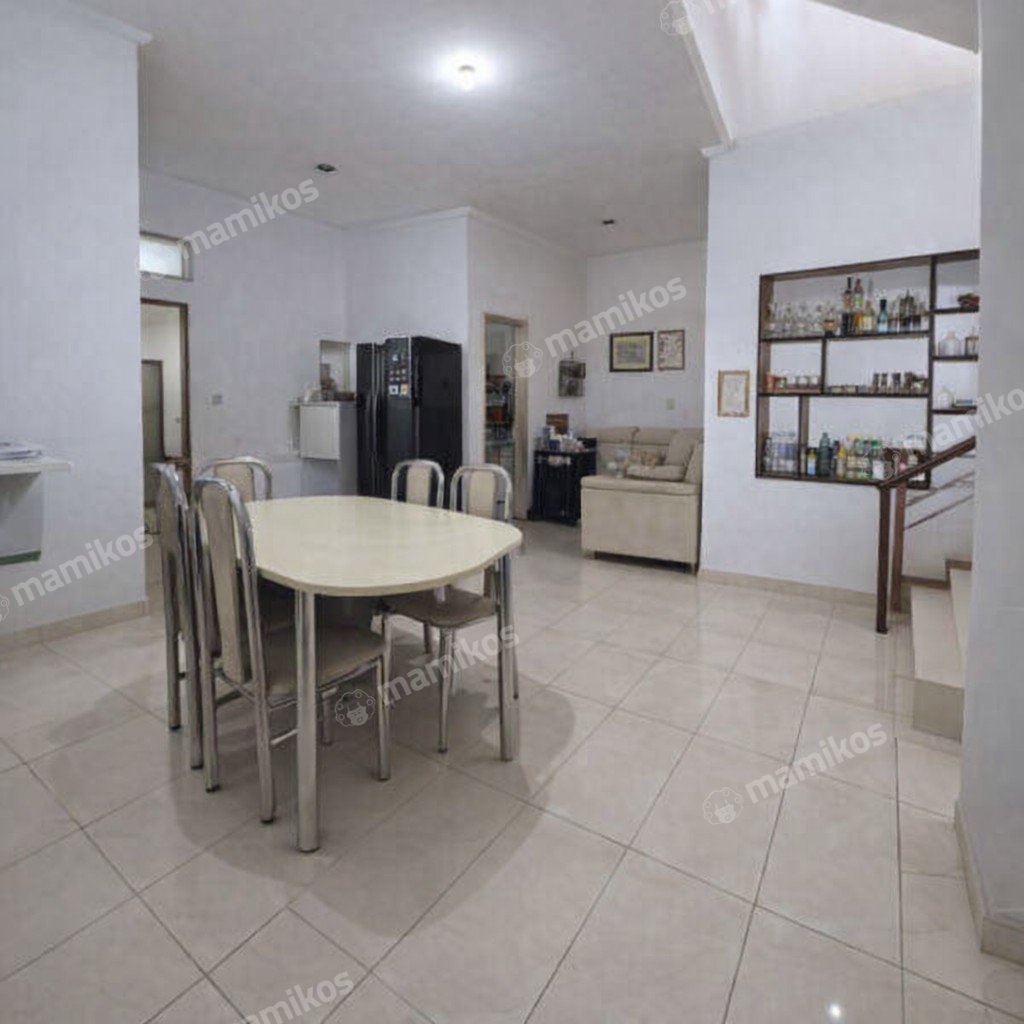 Rumah Sertifikat SHM 5 Kamar Tidur 3 Kamar Mandi Green Ville Jakarta Barat - Photo 4