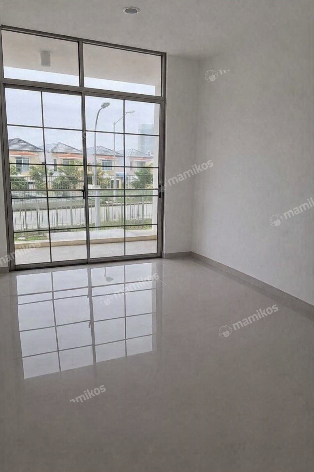 Rumah Sertifikat SHM 3 Kamar Tidur 2 Kamar Mandi Pantai Indah Kapuk 2 Jakarta Utara - Photo 4