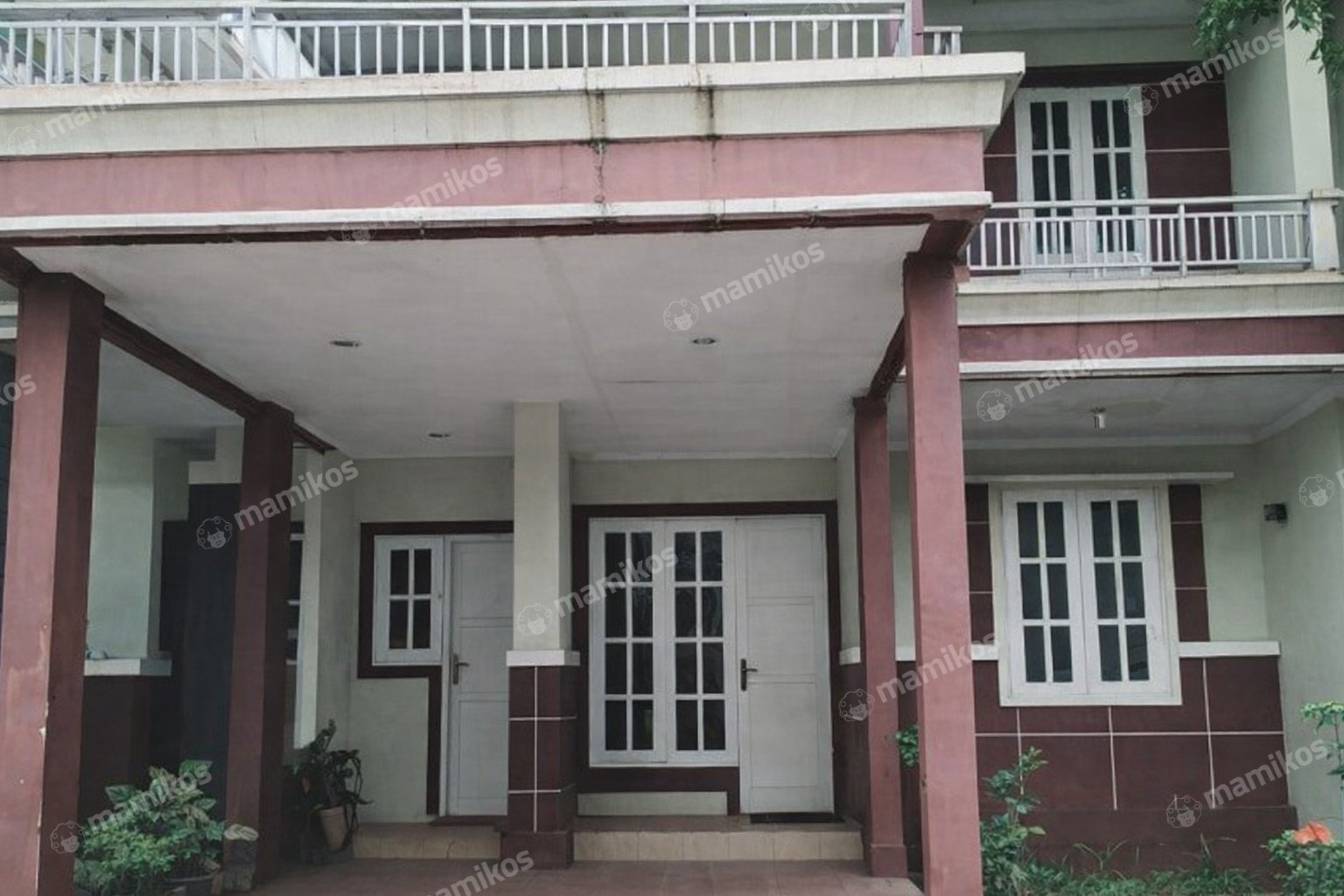 Rumah Sertifikat SHM 3 Kamar Tidur 2 Kamar Mandi Kota Wisata Jakarta Timur