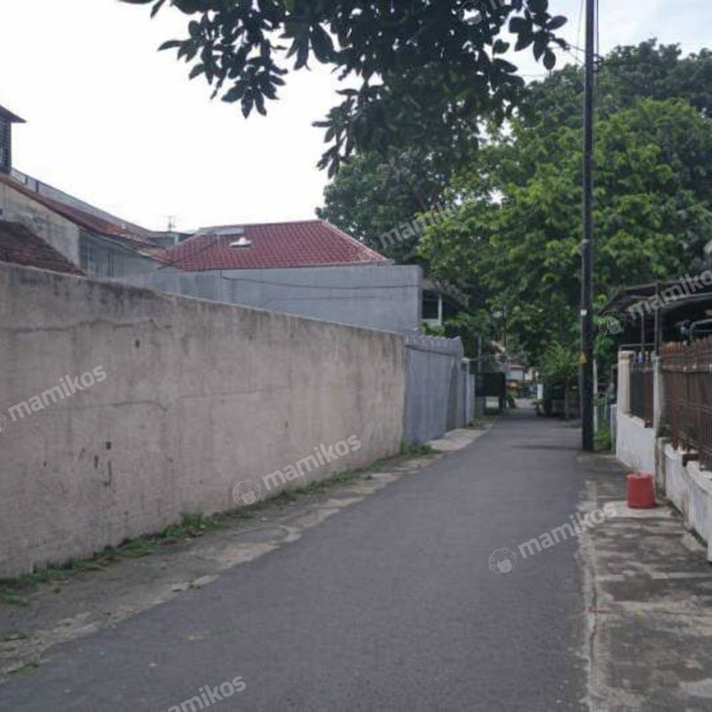 Rumah Sertifikat SHM 4 Kamar Tidur 3 Kamar Mandi Kebayoran Baru Jakarta Selatan - Photo 2