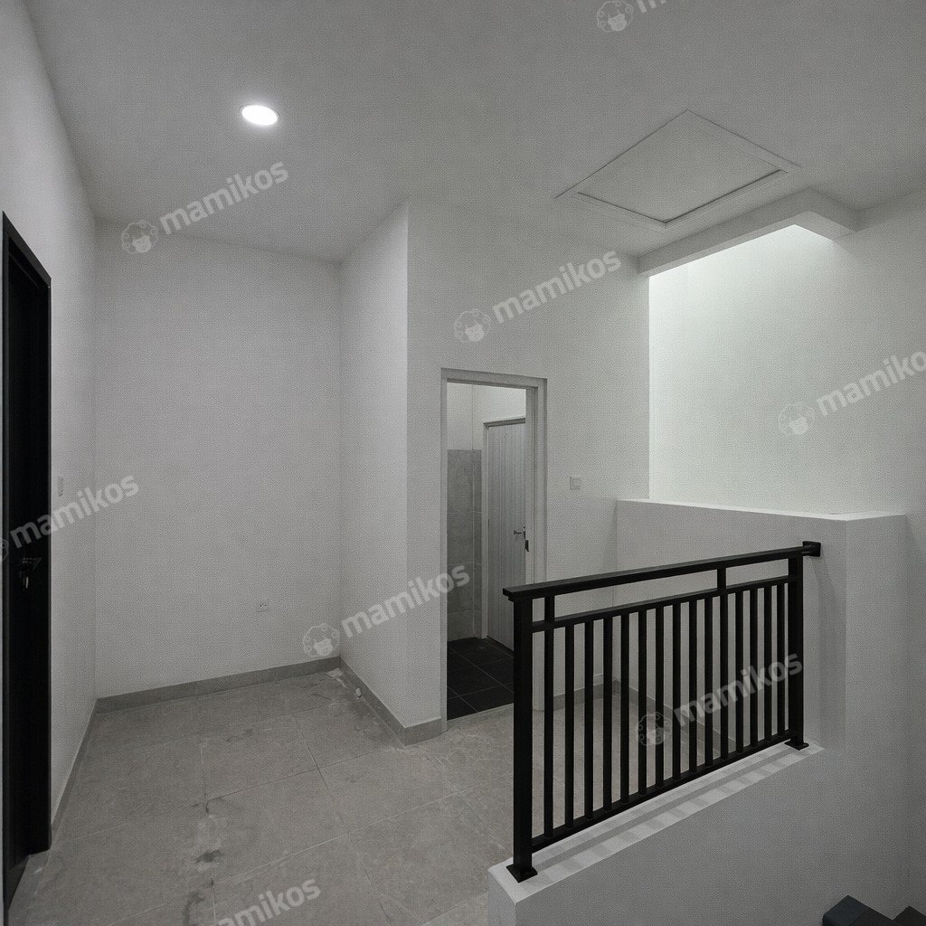 Rumah Sertifikat SHM 4 Kamar Tidur 4 Kamar Mandi Duri Kepa Jakarta Barat - Photo 4