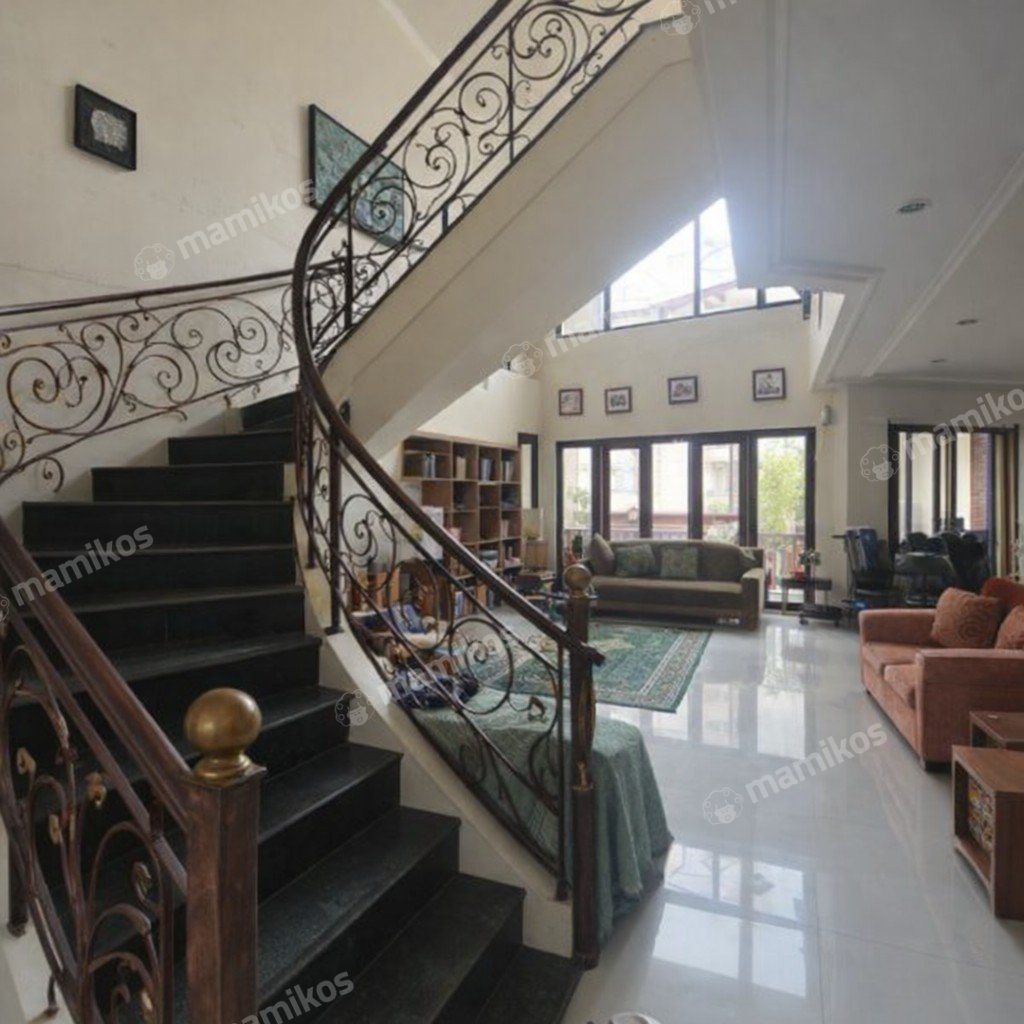 Rumah Sertifikat SHM 4 Kamar Tidur 3 Kamar Mandi Gandaria Jakarta Selatan - Photo 3