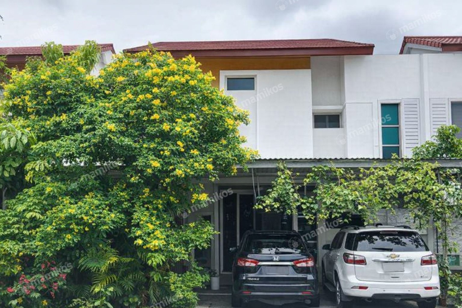 Rumah Sertifikat SHM 6 Kamar Tidur 4 Kamar Mandi Jakarta Garden City Jakarta Timur