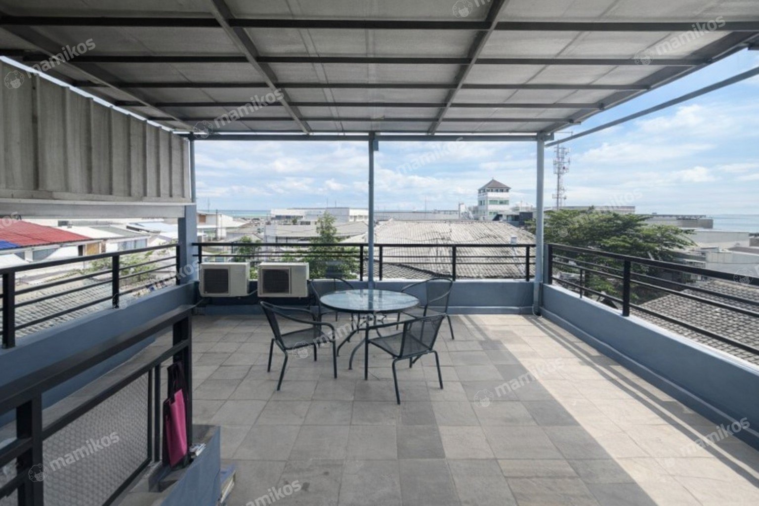 Rumah 14 Kamar Tidur 6 Kamar Mandi 2 Lantai Kapuk Kamal Jakarta Barat - Photo 2