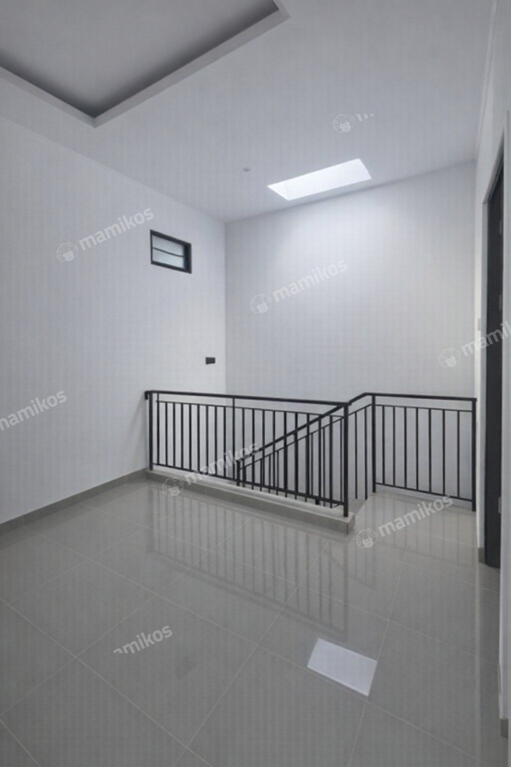 Rumah Sertifikat SHM 3 Kamar Tidur 3 Kamar Mandi Meruya Jakarta Barat - Photo 4