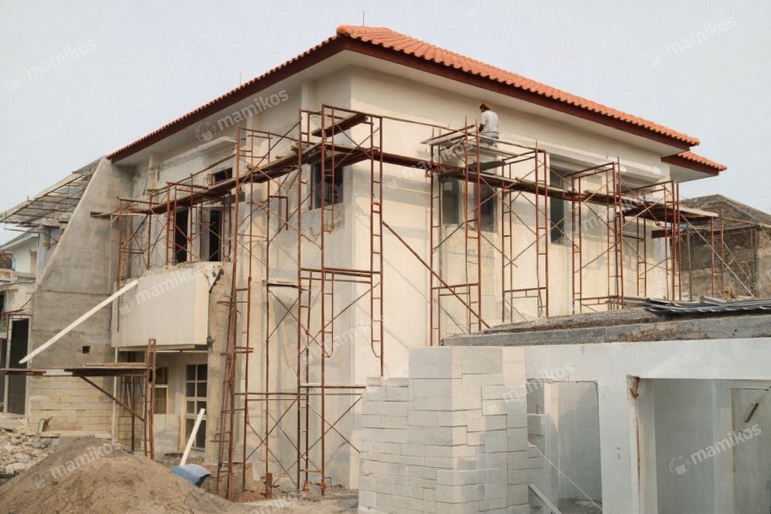 Rumah 4 Kamar Tidur 2 Kamar Mandi 2 Lantai Kebayoran Baru Jakarta Selatan