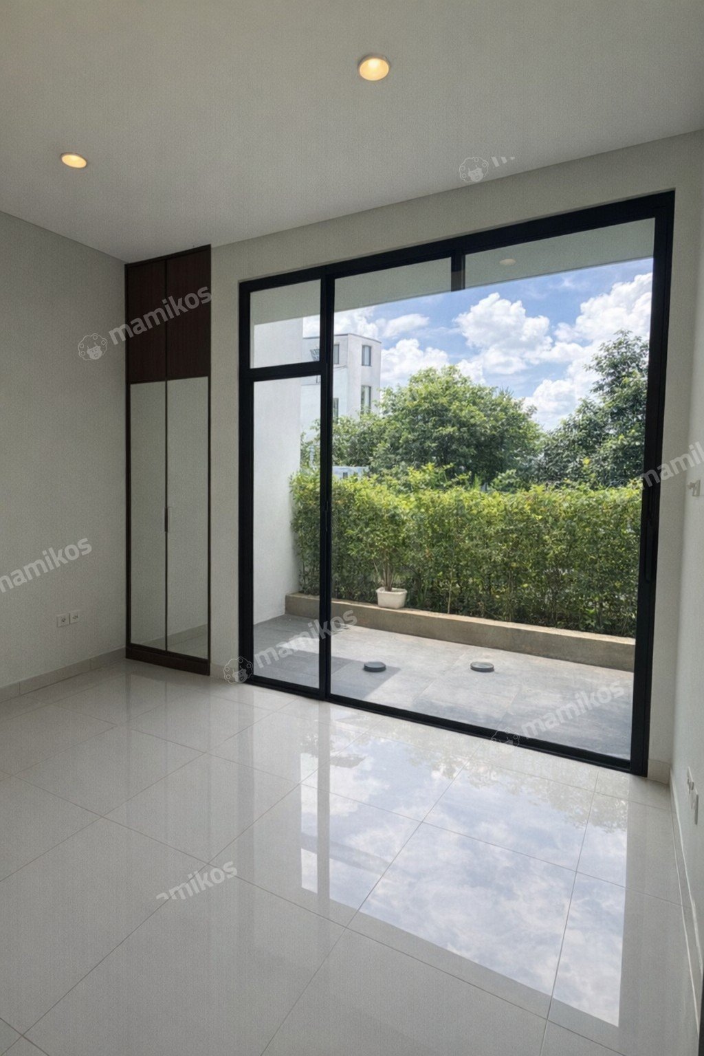 Rumah Sertifikat SHM 3 Kamar Tidur 4 Kamar Mandi Gatot Subroto Jakarta Selatan - Photo 2