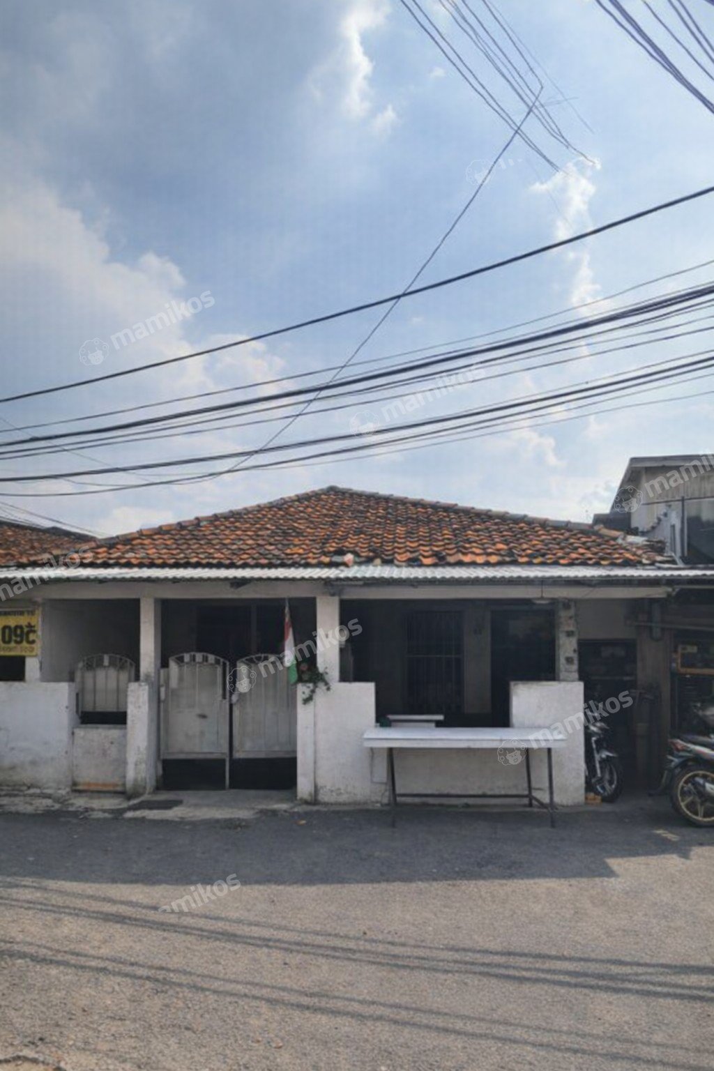 Rumah Sertifikat SHM 1 Kamar Tidur 1 Kamar Mandi Gandaria Jakarta Selatan - Photo 3