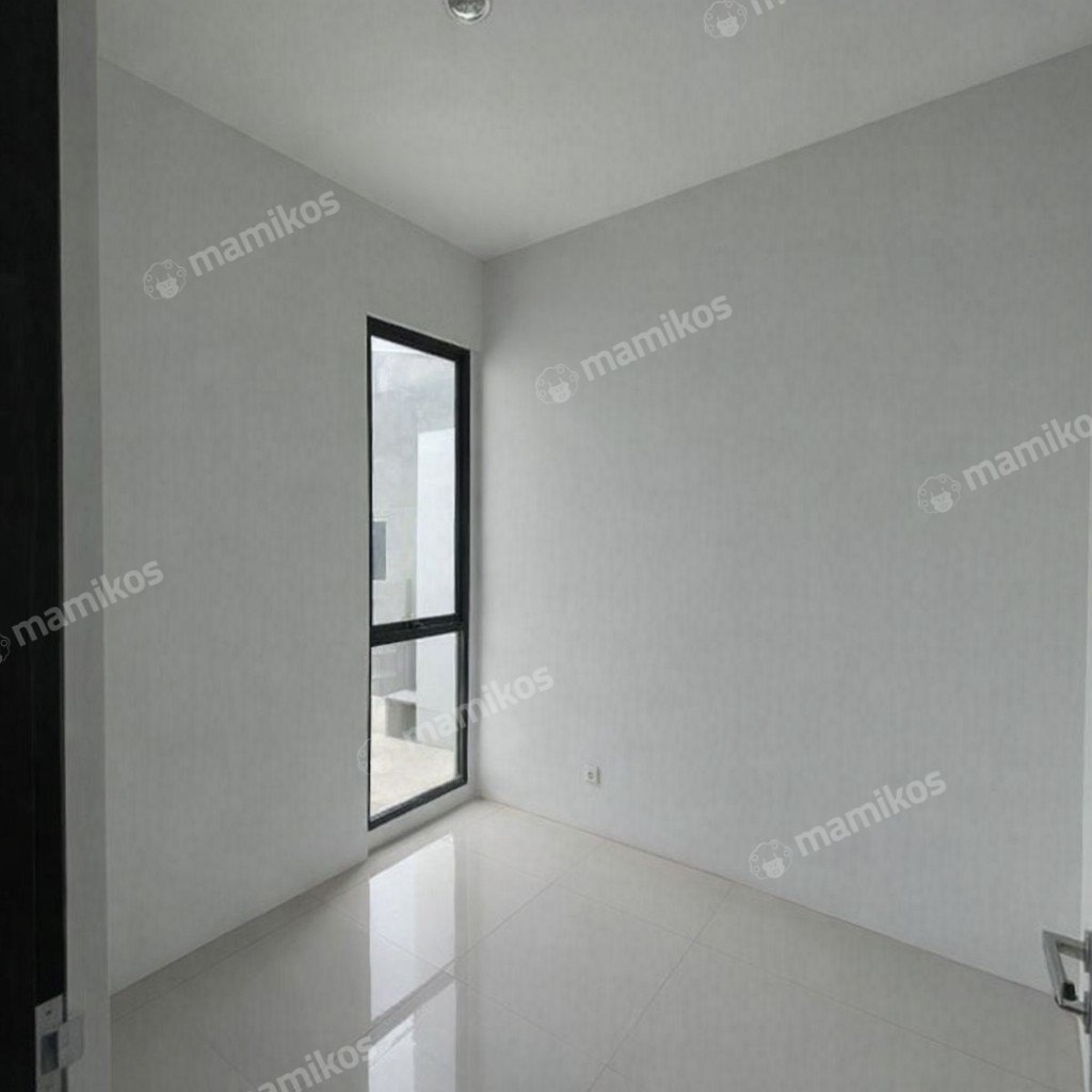 Rumah Sertifikat SHM 2 Kamar Tidur 2 Kamar Mandi Duri Kosambi Jakarta Barat - Photo 2