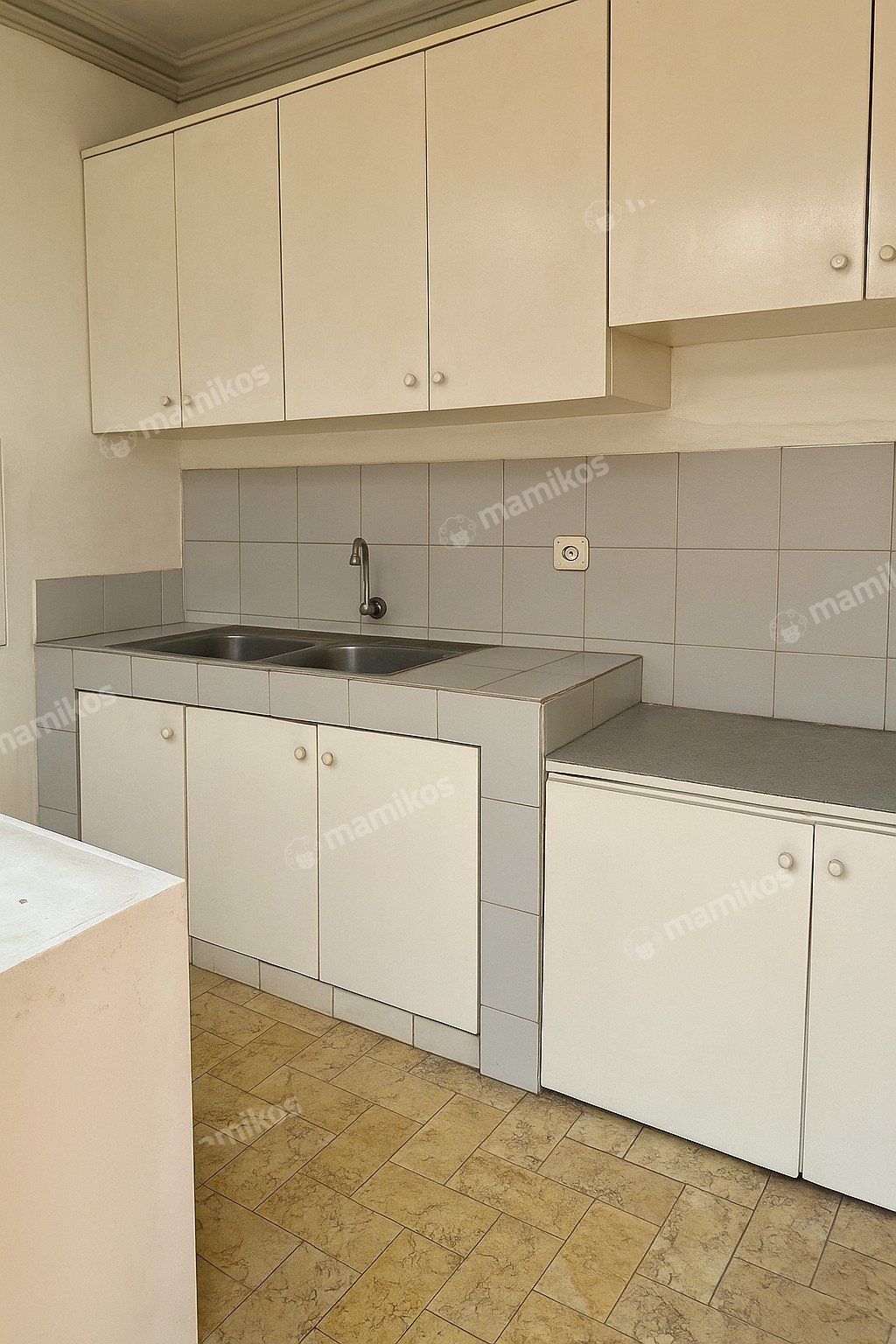 Rumah Sertifikat SHM 3 Kamar Tidur 3 Kamar Mandi Pondok Indah Jakarta Selatan - Photo 4