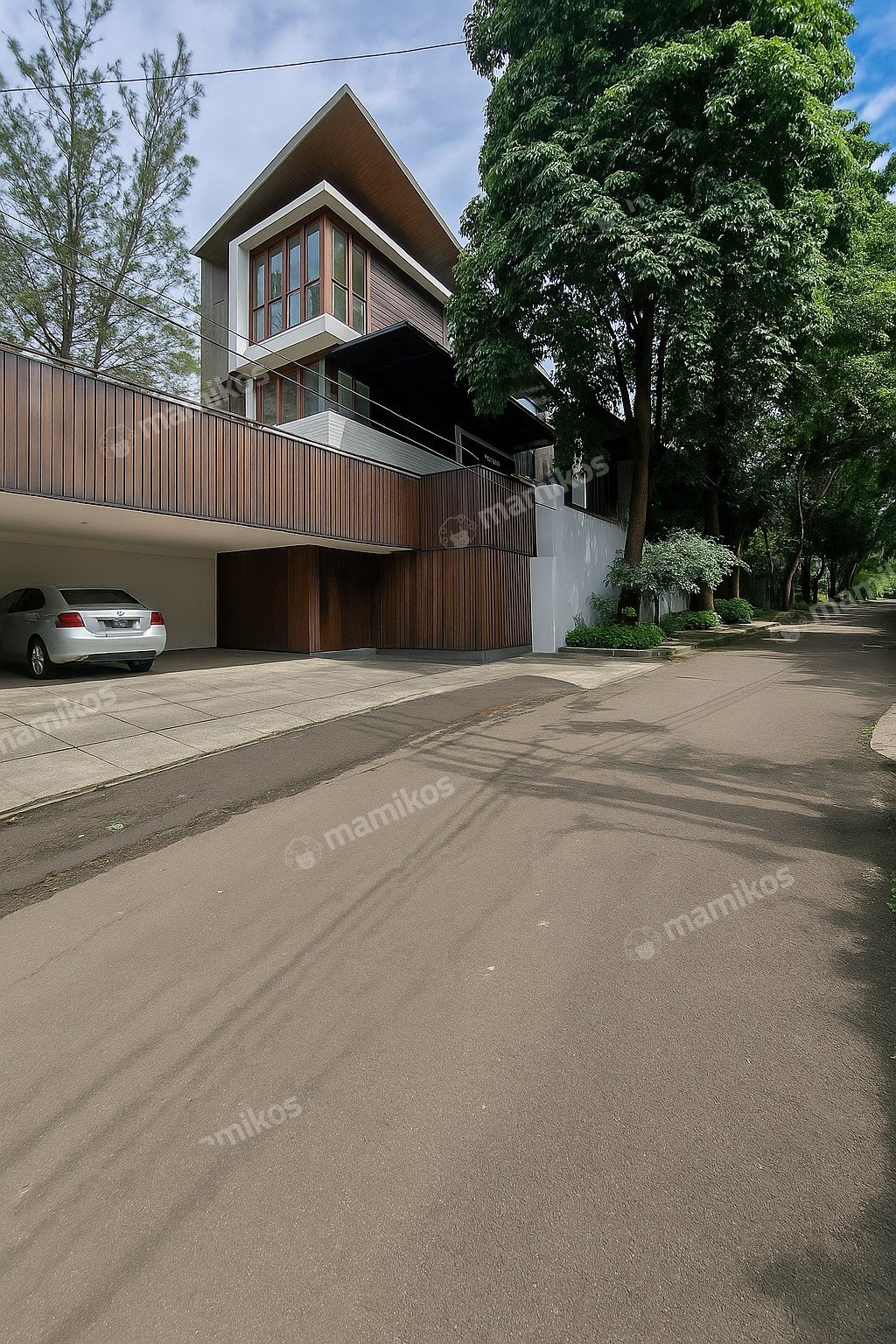 Rumah Sertifikat SHM 5 Kamar Tidur 4 Kamar Mandi Simprug Jakarta Selatan - Photo 3