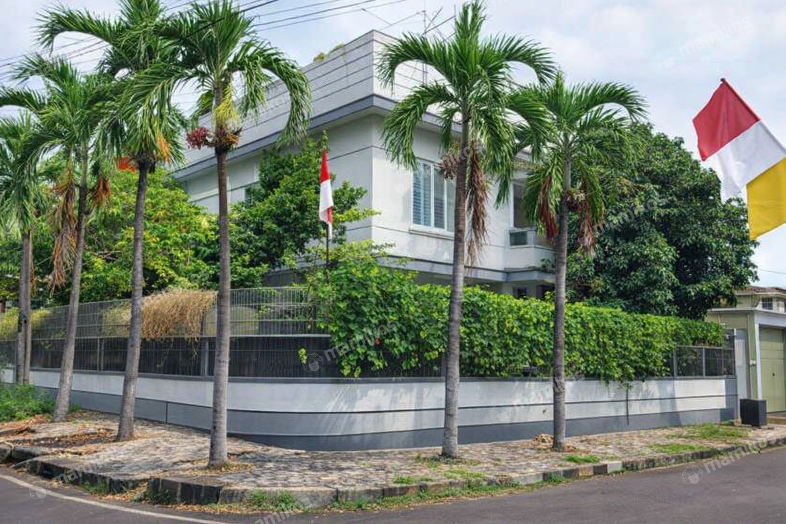 Rumah Sertifikat SHM 7 Kamar Tidur 4 Kamar Mandi Kayu Putih Jakarta Timur