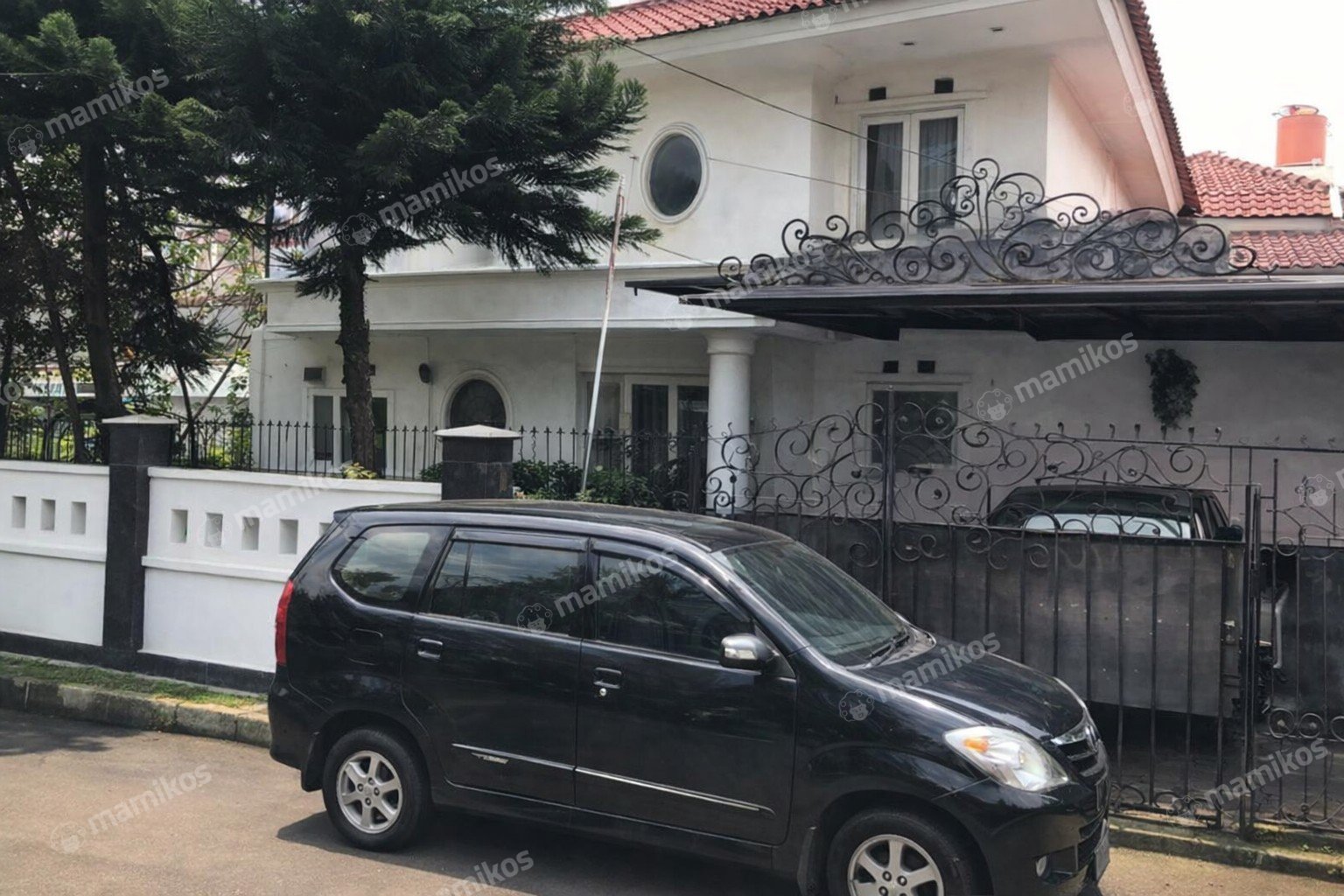 Rumah 6 Kamar Tidur 3 Kamar Mandi Cirendeu Jakarta Selatan