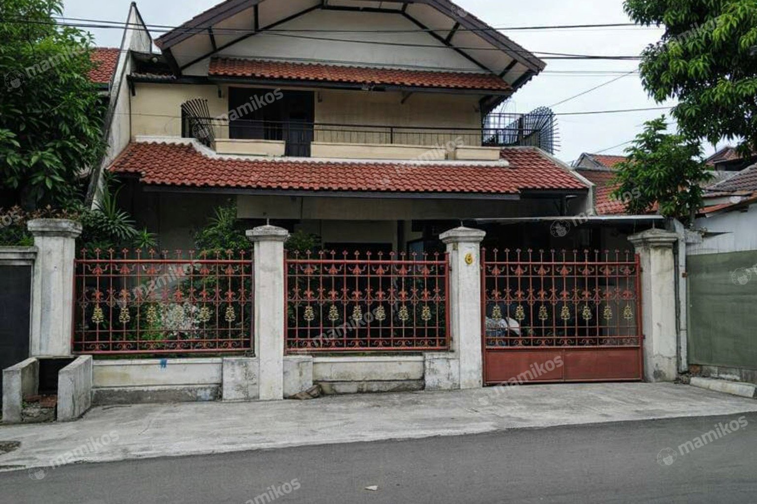 Rumah Sertifikat SHM 3 Kamar Tidur 3 Kamar Mandi Kebon Jeruk Jakarta Barat