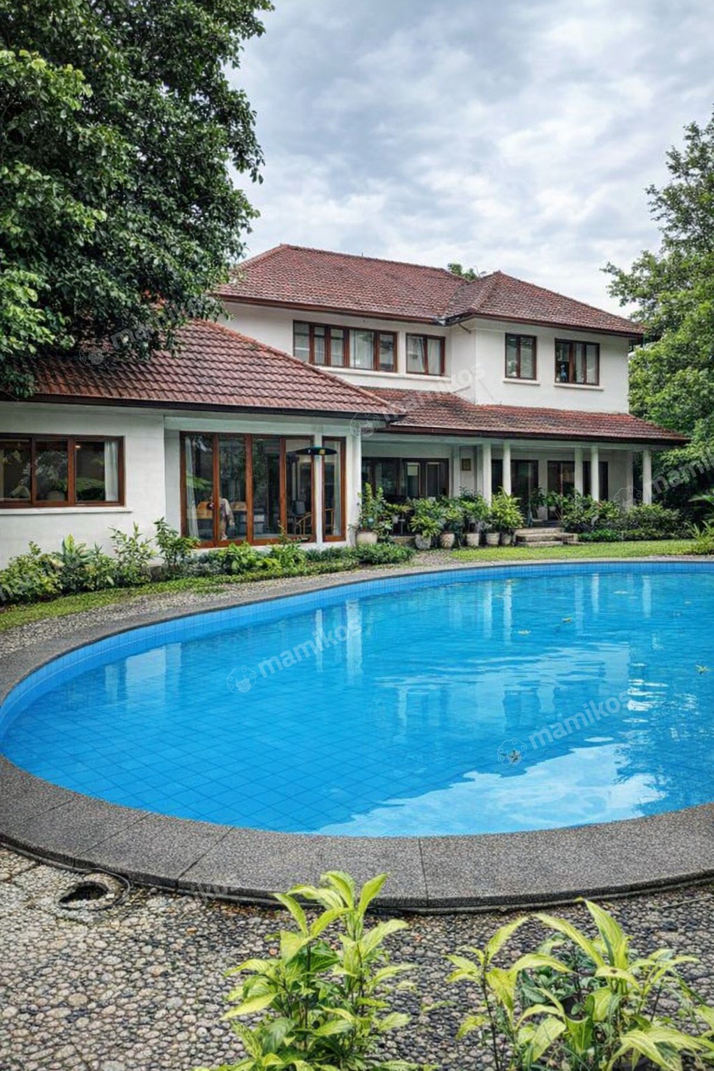 Rumah Sertifikat SHM 4 Kamar Tidur 4 Kamar Mandi Kemang Jakarta Selatan - Photo 2