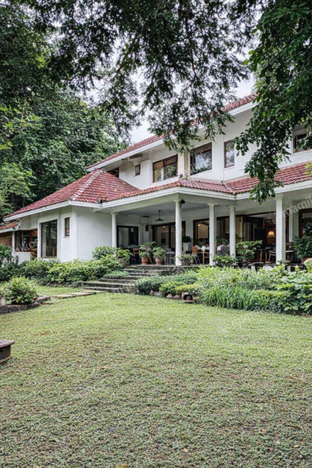 Rumah Sertifikat SHM 4 Kamar Tidur 4 Kamar Mandi Kemang Jakarta Selatan - Photo 4