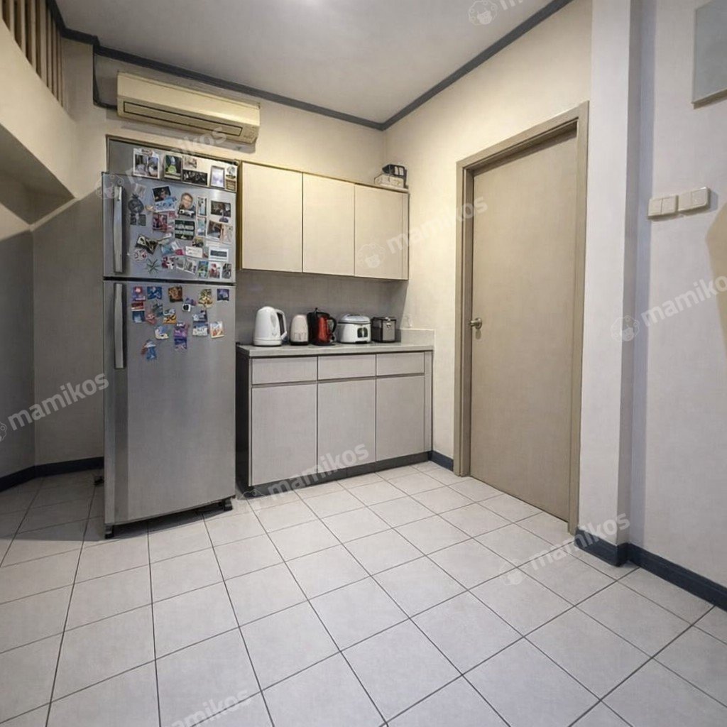Rumah Sertifikat SHM 3 Kamar Tidur 2 Kamar Mandi Permata Buana Jakarta Barat - Photo 4
