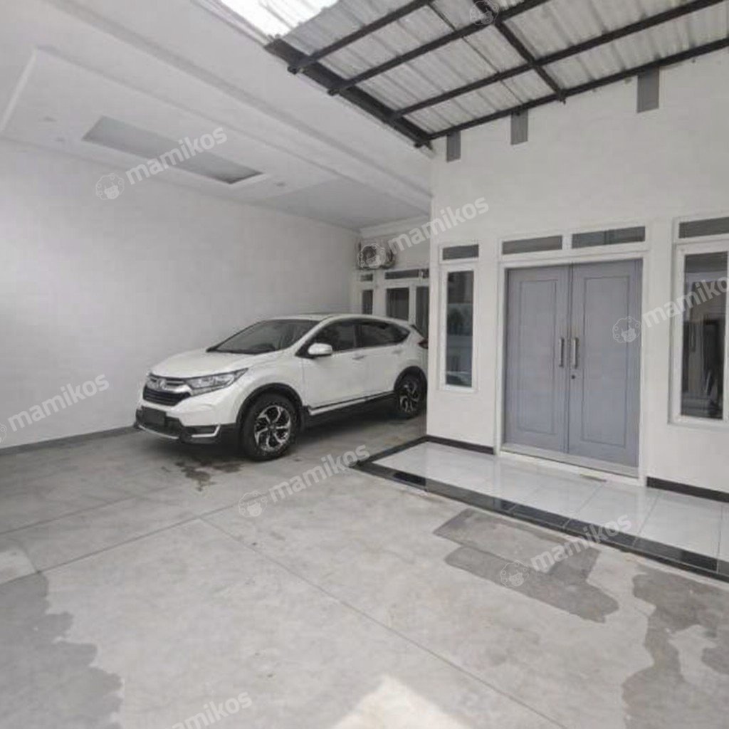 Rumah Sertifikat SHM 5 Kamar Tidur 3 Kamar Mandi Kebon Jeruk Jakarta Barat - Photo 2
