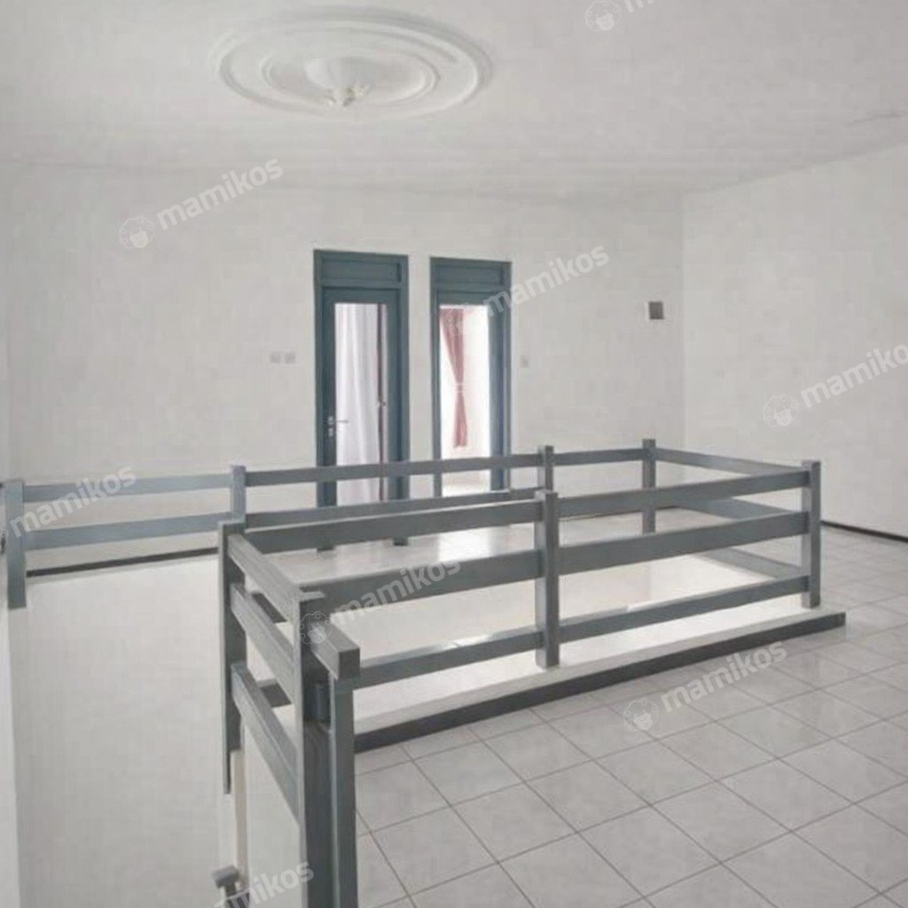 Rumah Sertifikat SHM 5 Kamar Tidur 3 Kamar Mandi Kebon Jeruk Jakarta Barat - Photo 4