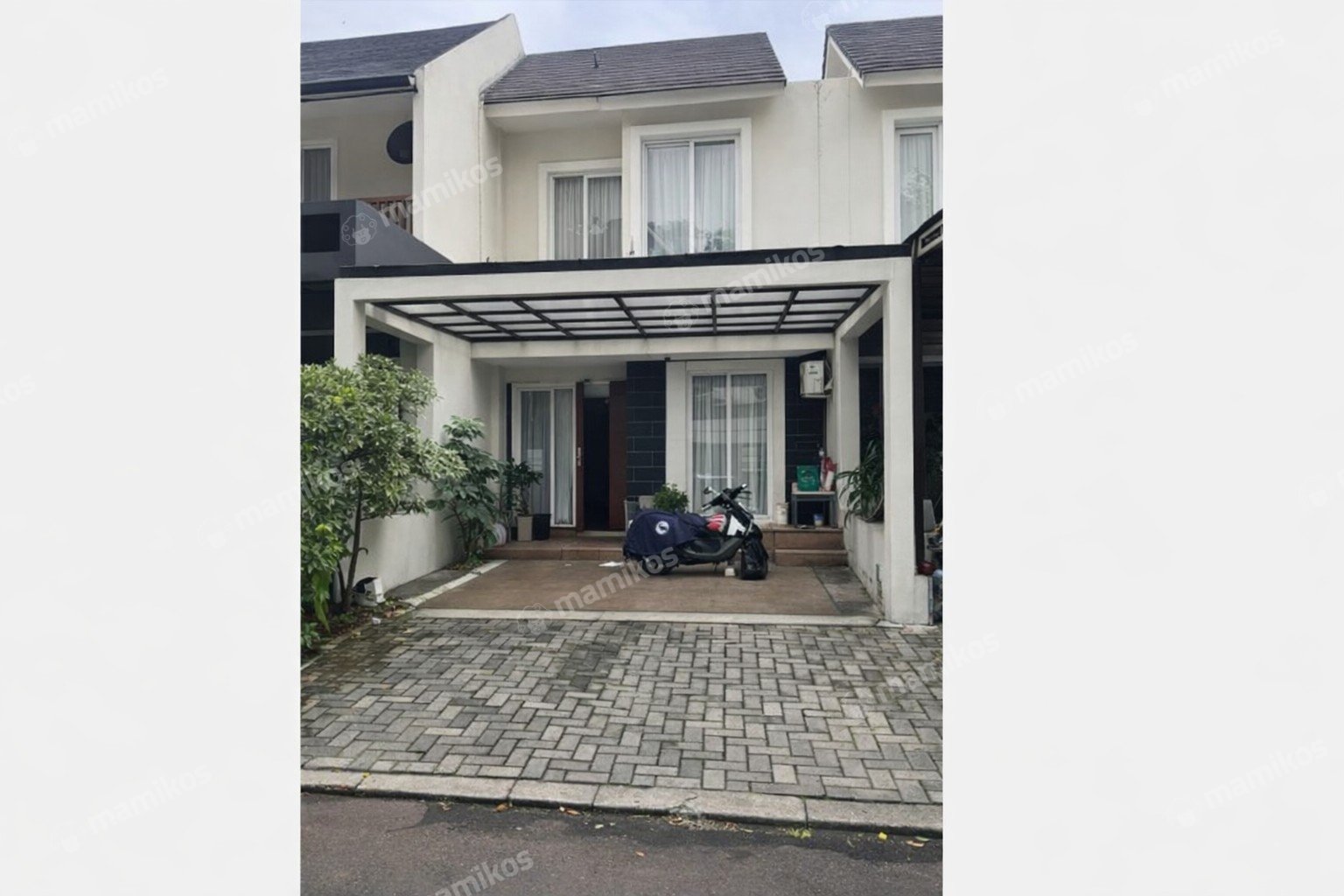 Rumah Sertifikat SHM 4 Kamar Tidur 2 Kamar Mandi Citra Grand Jakarta Timur