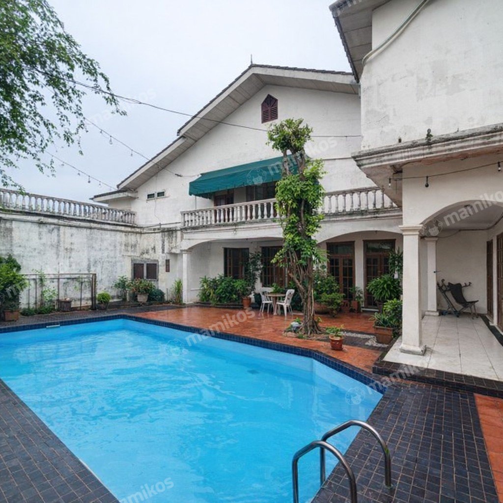 Rumah Sertifikat SHM 4 Kamar Tidur 4 Kamar Mandi Kemang Jakarta Selatan - Photo 2