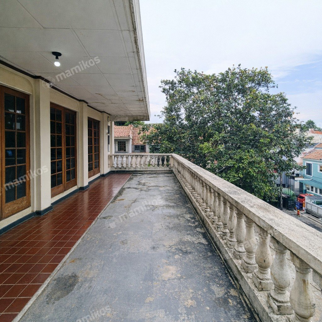 Rumah Sertifikat SHM 4 Kamar Tidur 4 Kamar Mandi Kemang Jakarta Selatan - Photo 5