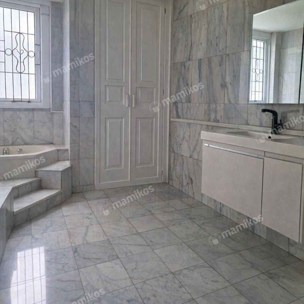 Rumah Sertifikat SHM 6 Kamar Tidur 5 Kamar Mandi Lebak Bulus Jakarta Selatan - Photo 4
