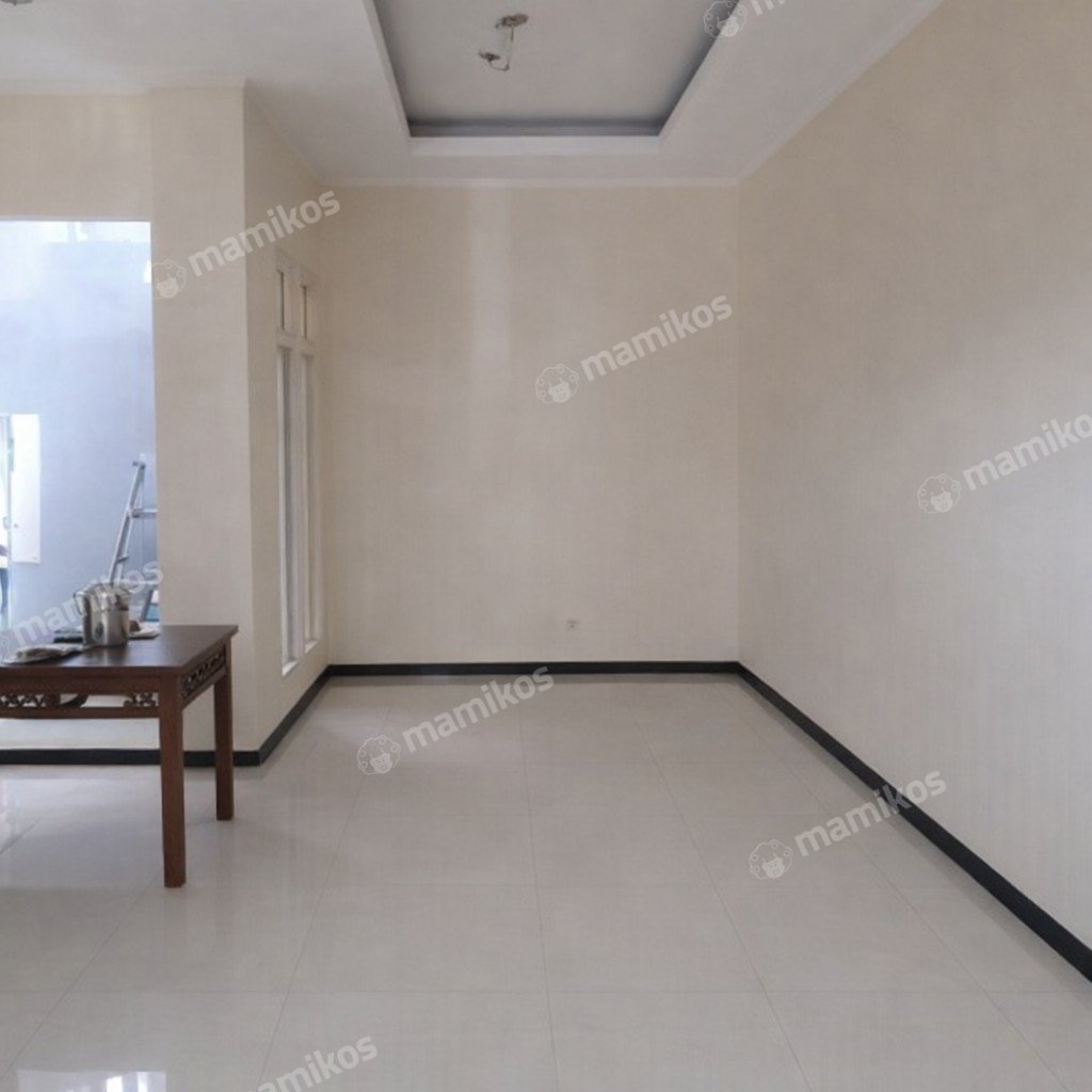 Rumah Sertifikat SHM 6 Kamar Tidur 6 Kamar Mandi Legenda Wisata Jakarta Timur - Photo 2