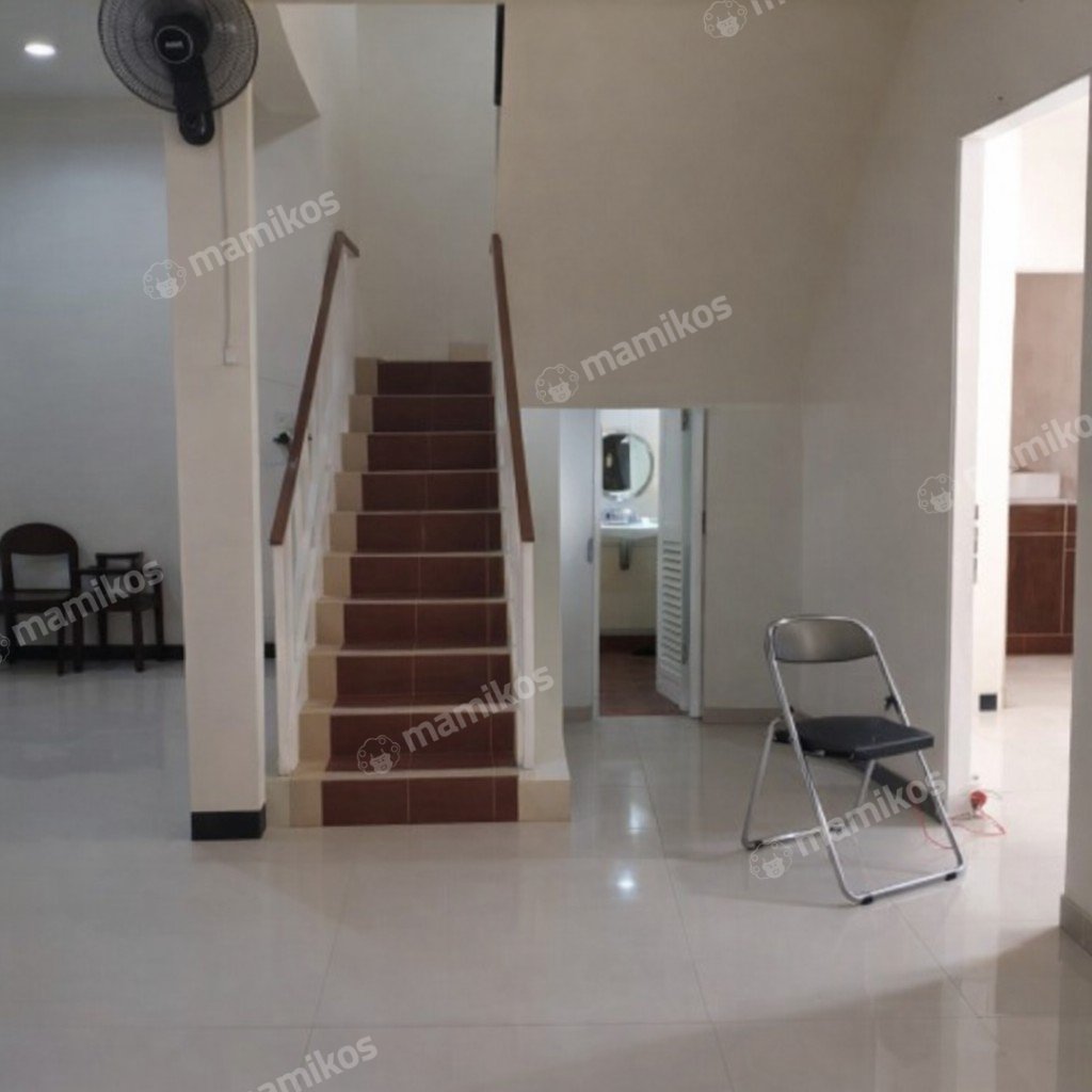 Rumah Sertifikat SHM 6 Kamar Tidur 6 Kamar Mandi Legenda Wisata Jakarta Timur - Photo 3