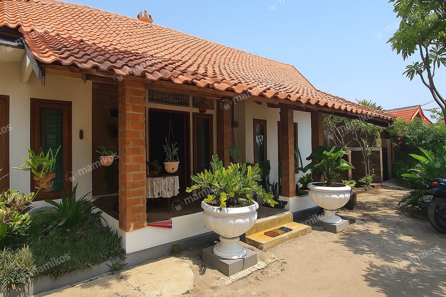 Rumah 4KT 1KM Cirendeu Jakarta Selatan