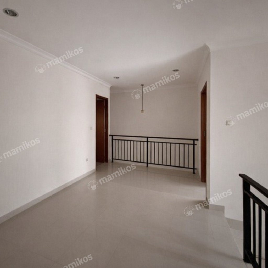 Rumah Sertifikat SHM 4 Kamar Tidur 4 Kamar Mandi Tebet Jakarta Selatan - Photo 4
