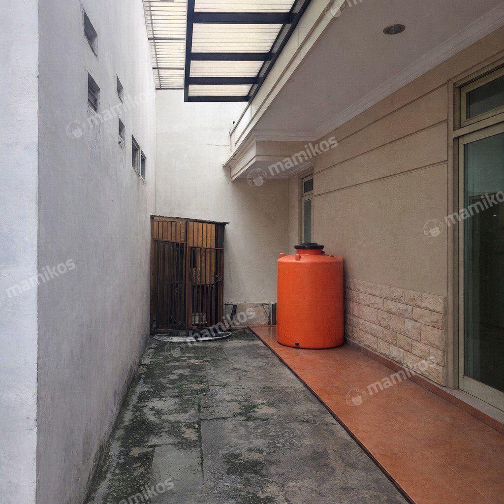 Rumah 5 Kamar Tidur 5 Kamar Mandi 2 Lantai Kedoya Jakarta Barat - Photo 2