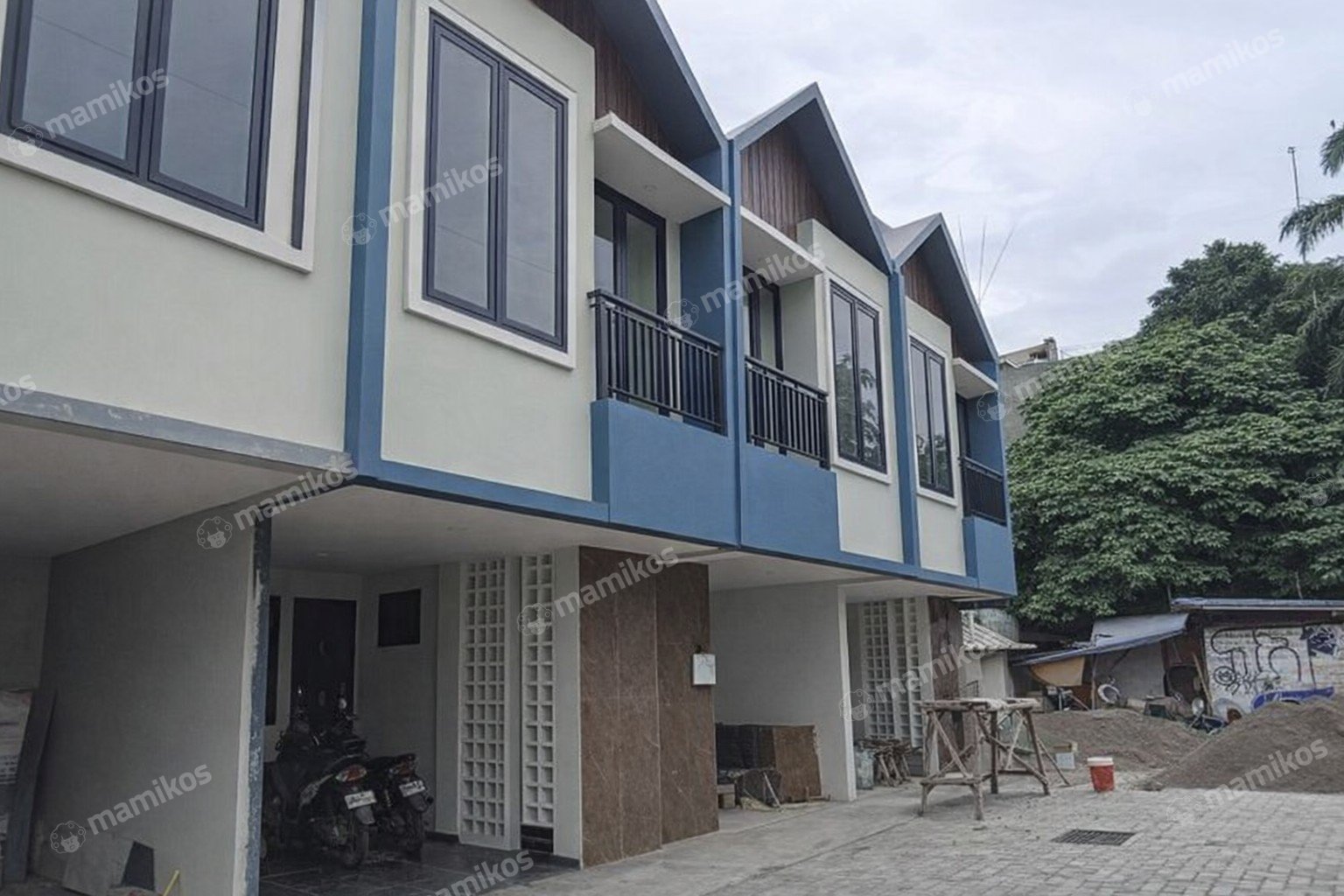 Rumah Sertifikat SHM 2 Kamar Tidur 2 Kamar Mandi Cilandak Jakarta Selatan