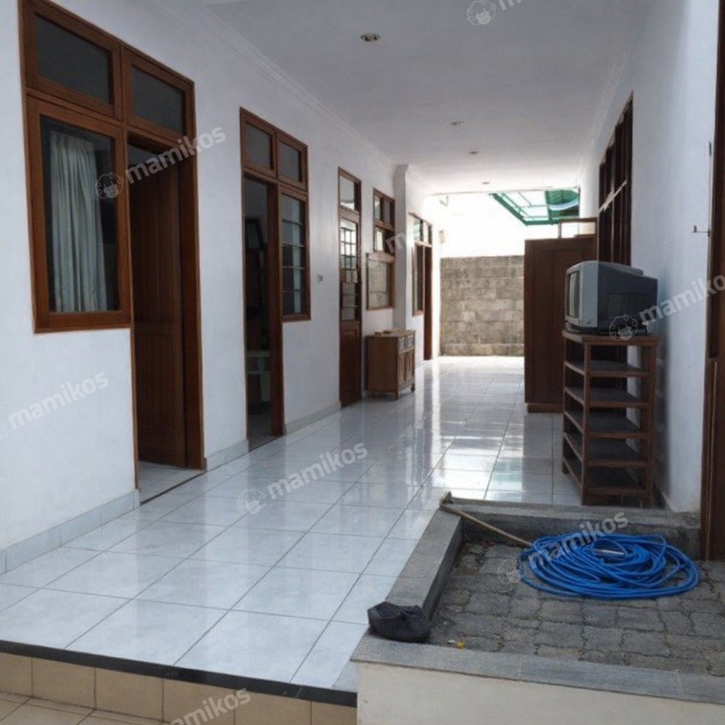 Rumah Sertifikat SHM 5 Kamar Tidur 3 Kamar Mandi Meruya Jakarta Barat - Photo 4