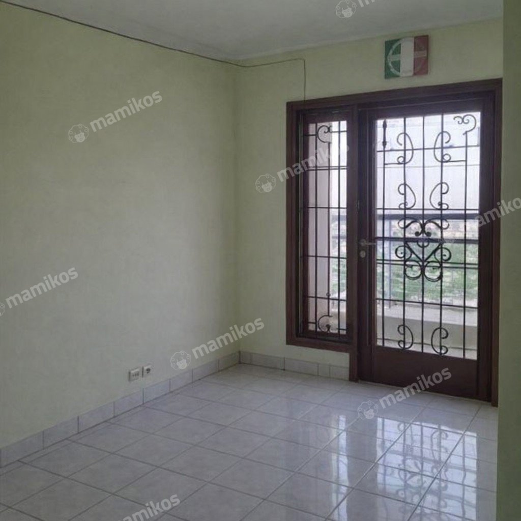 Rumah Sertifikat SHM 3 Kamar Tidur 3 Kamar Mandi Kelapa Gading Jakarta Utara - Photo 2
