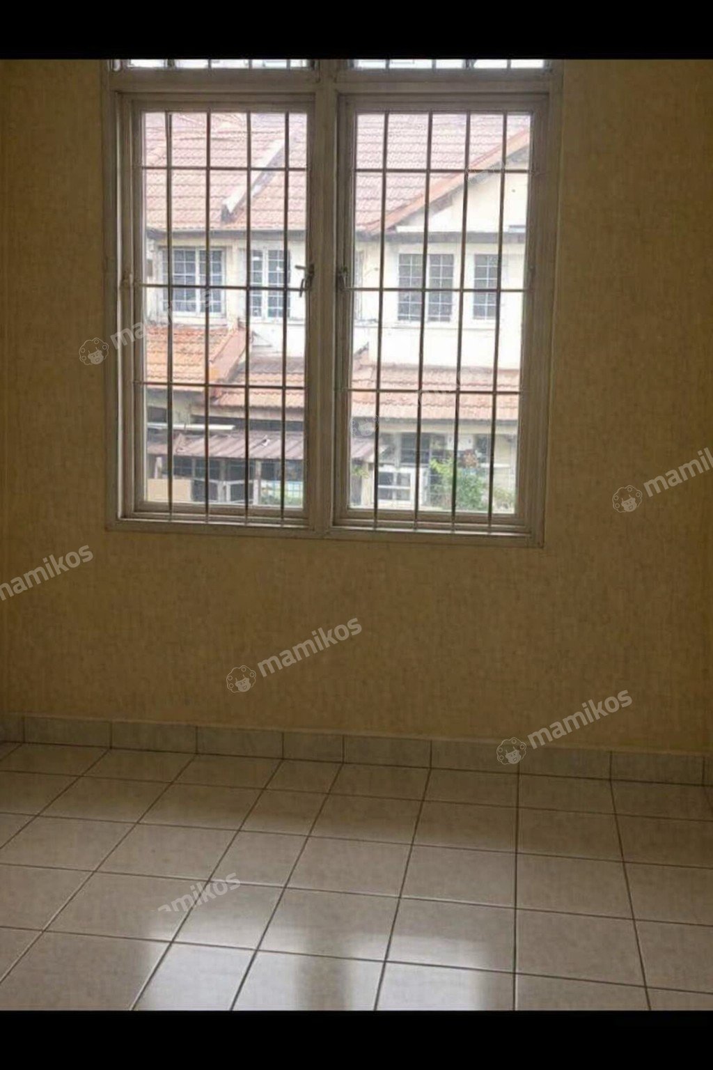 Rumah 4 Kamar Tidur 2 Kamar Mandi 2 Lantai Taman Palem Jakarta Barat - Photo 3